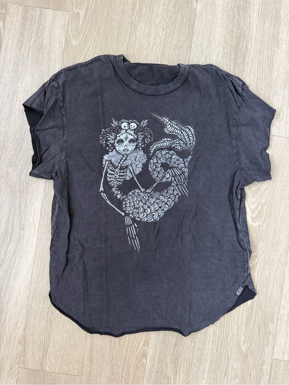 Dalia Black Tee with Light Gray Mermaid Graphic